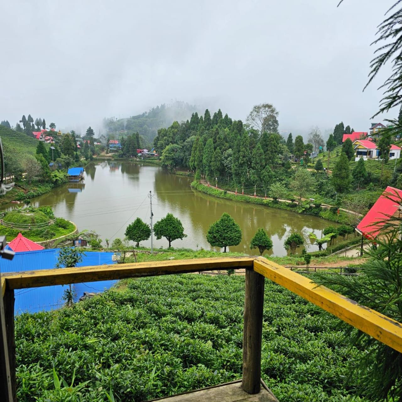 Lake View Resort Masala Zone Suryodaya エクステリア 写真