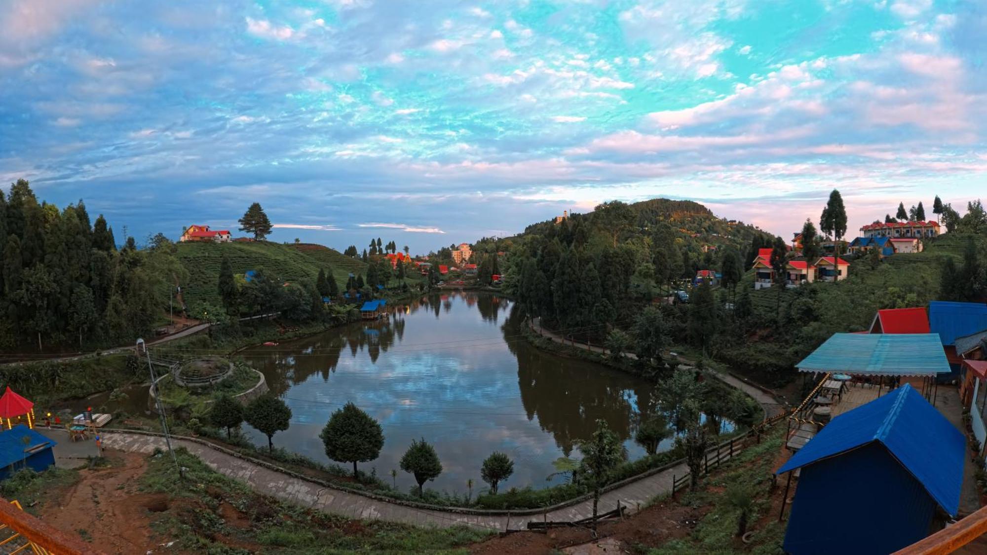 Lake View Resort Masala Zone Suryodaya エクステリア 写真