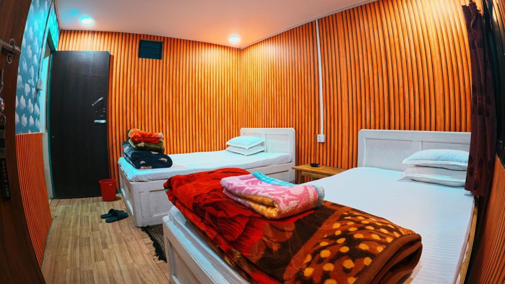 Lake View Resort Masala Zone Suryodaya エクステリア 写真